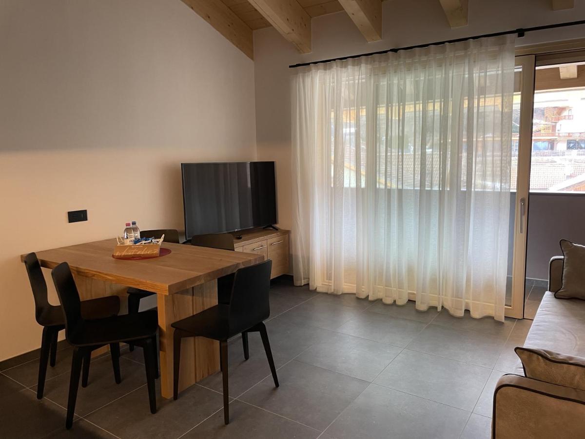 Dolomia Apartments & Spa Dimaro Ngoại thất bức ảnh