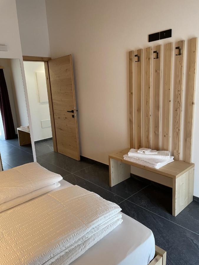 Dolomia Apartments & Spa Dimaro Ngoại thất bức ảnh